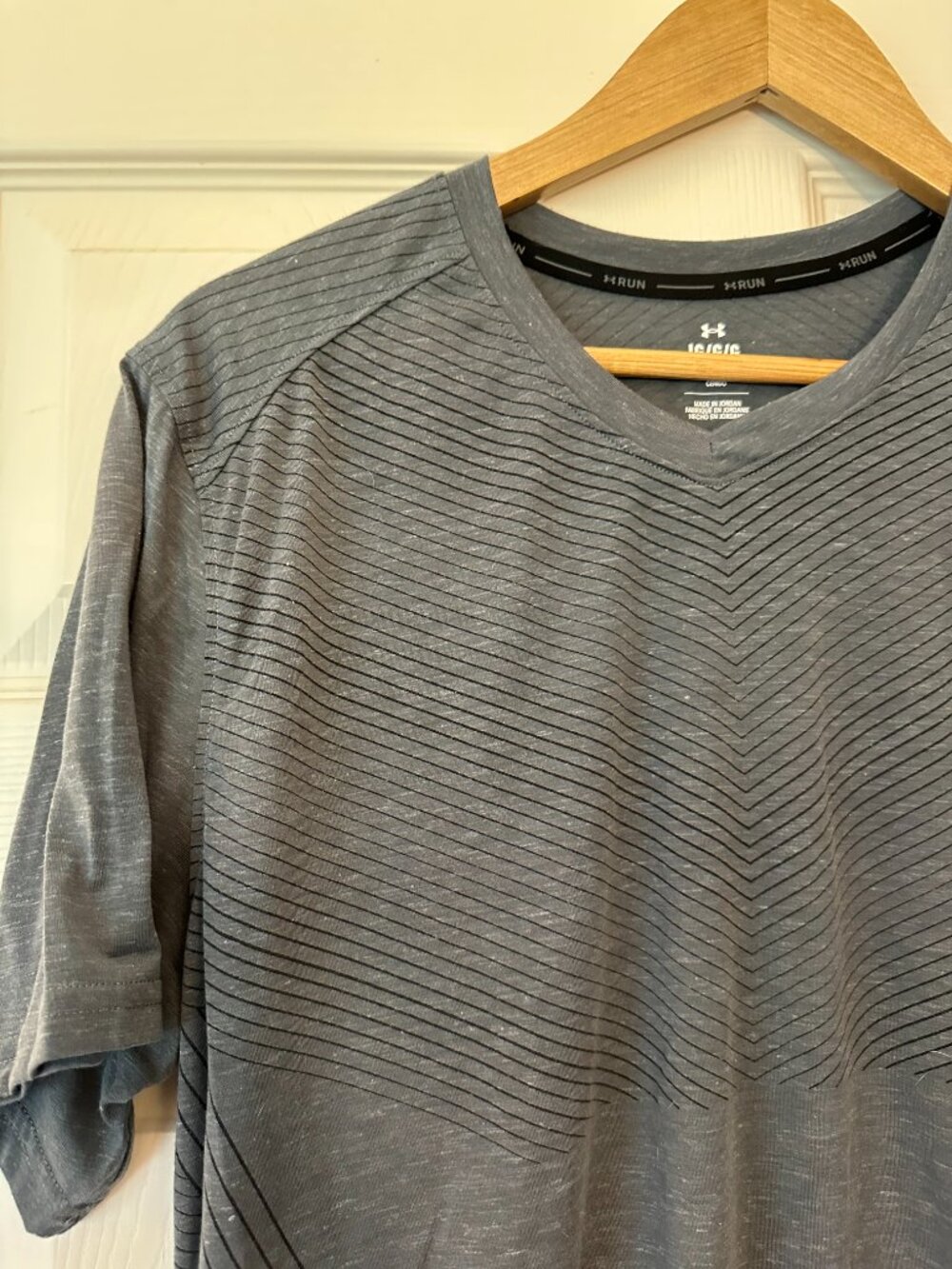 Under Armour V neck run shirt